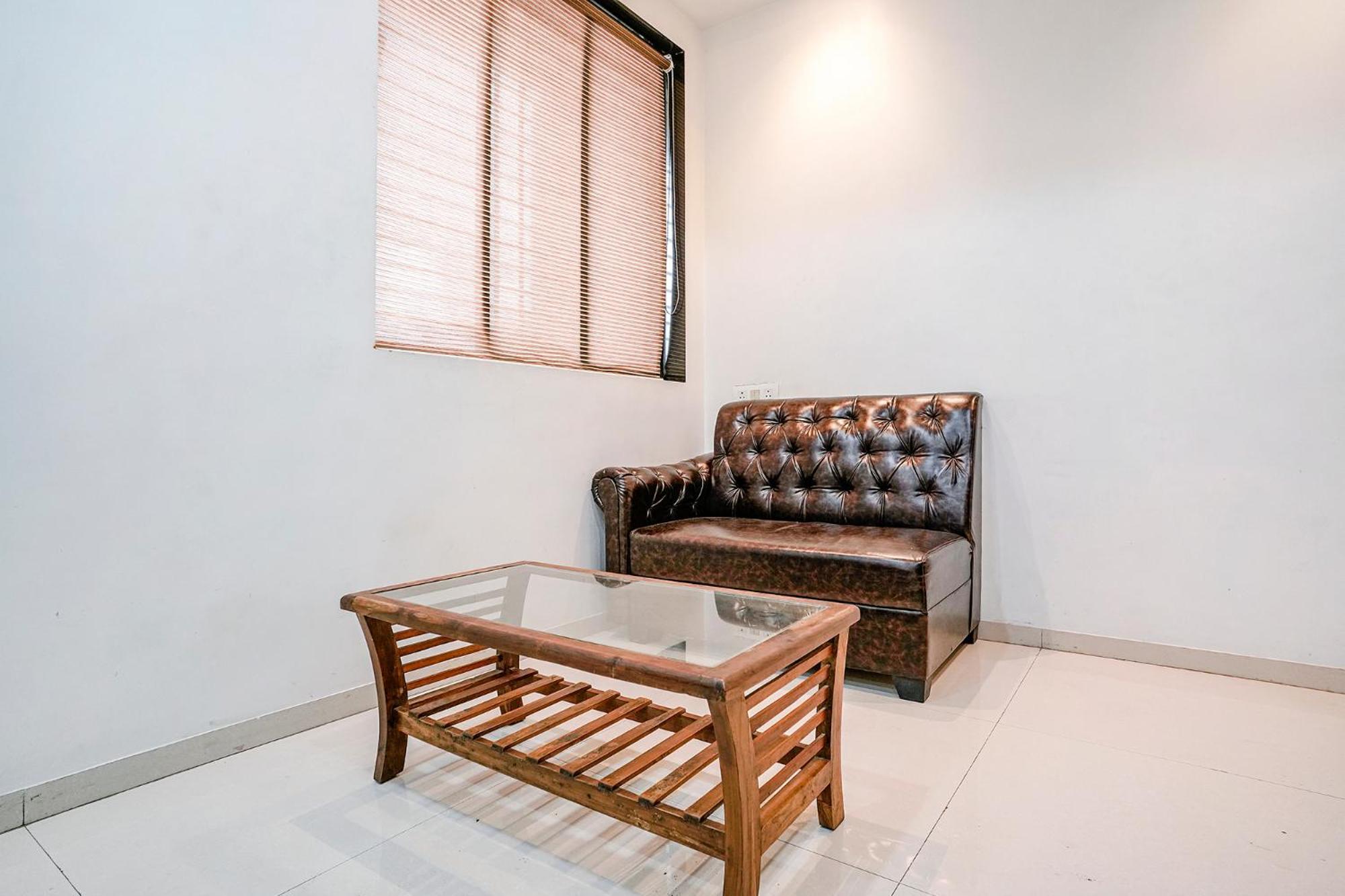 Fabhotel Krishna Inn Kashele Exterior photo